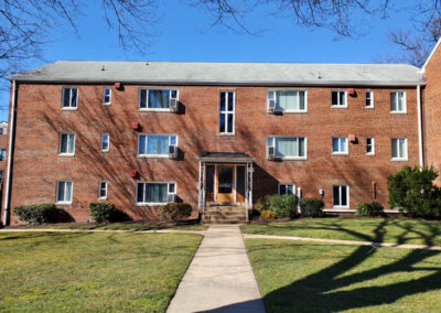 RJT Industries provides commercial builder windows and doors
